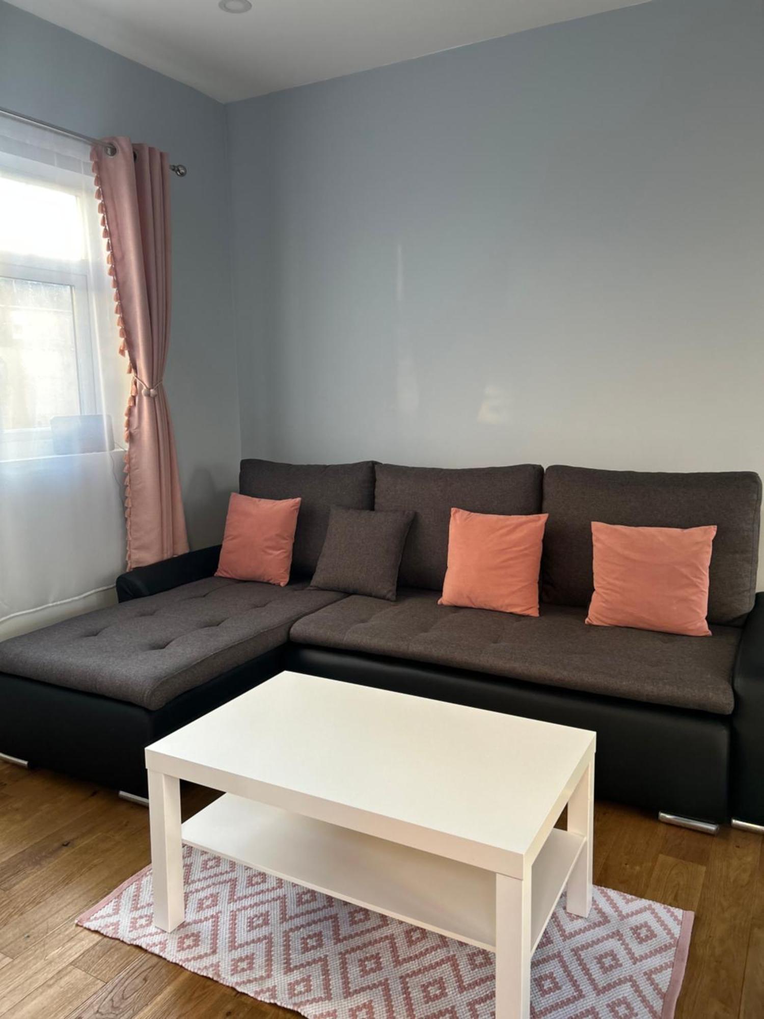 Dana'S Bungalow Хорли Екстериор снимка